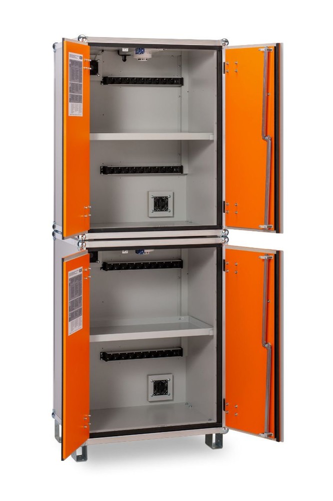 (obrázek pro) Skříň pro nabíjení baterií 8/20 Premium 400 V - 3 fáze, lockEX, nožičky