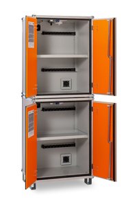(obrázek pro) Skříň pro nabíjení baterií 8/20 Premium 400 V - 3 fáze, lockEX, nožičky